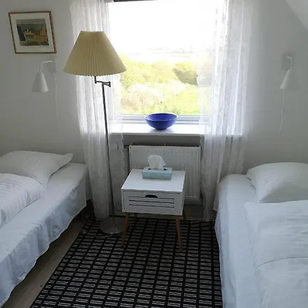 Rosenhuset Homestay *